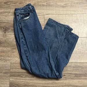 Women’s High Waisted Straight Legged Jeans